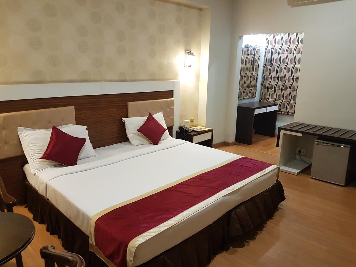 Hotel Sitara Residency Хидерабад Екстериор снимка