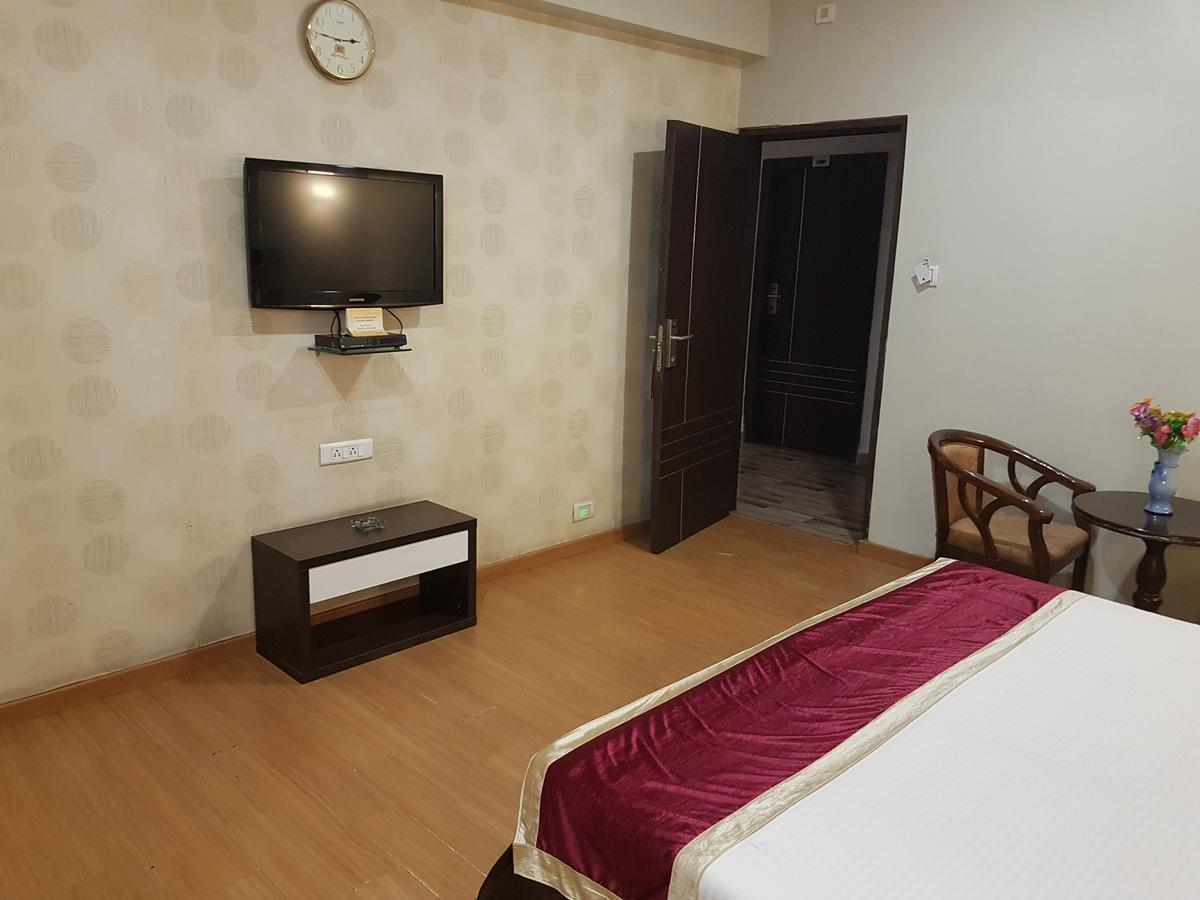 Hotel Sitara Residency Хидерабад Екстериор снимка